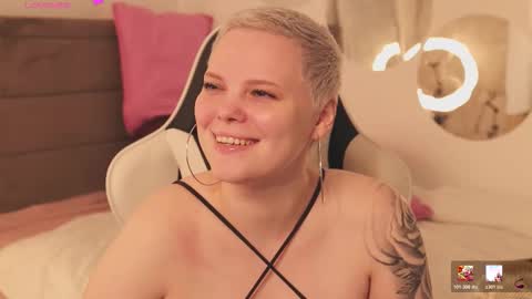 likaaberry online show from March 7, 1:18 pm