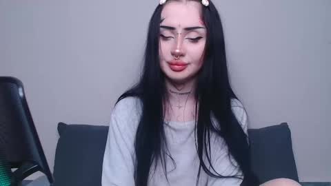 Alisa tattogirl online show from November 14, 7:03 pm