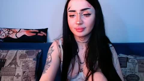 Alisa tattogirl online show from October 6, 9:30 pm