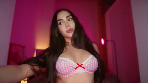 Gabriela online show from February 12, 8:43 pm