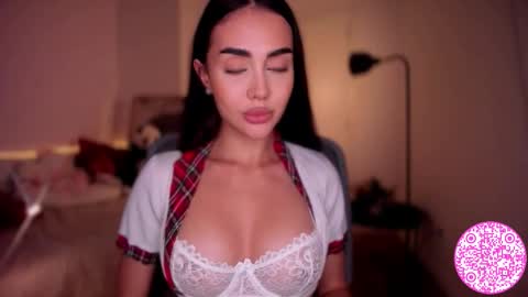 Snapshot of lil_gabbyg chatting on September 25, 7:01 pm Gabriela online show from September 25, 7:01 pm