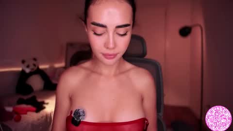 Snapshot of lil_gabbyg chatting on September 12, 8:16 pm Gabriela online show from September 12, 8:16 pm