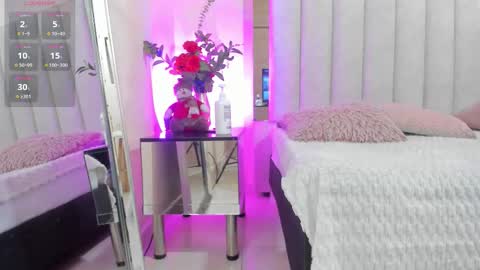 Hanna online show from December 22, 7:50 pm