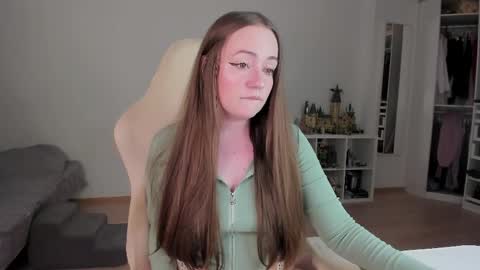 for free registration 3  online show from April 6, 5:25 pm