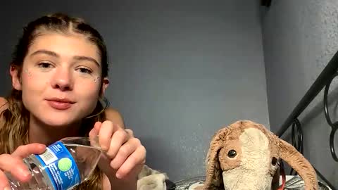 lil_luca online show from October 10, 7:02 am