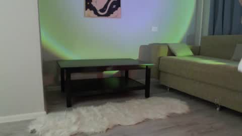 INST Lil happines s online show from October 11, 11:36 am