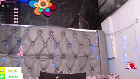   online show from April 30, 5:40 pm