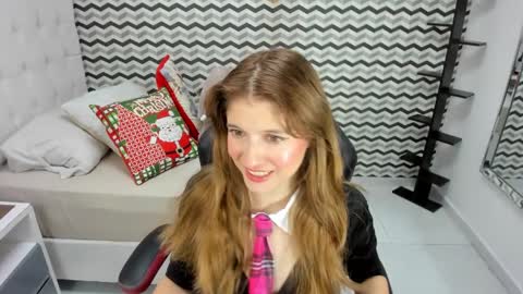 Dove online show from December 11, 12:02 pm