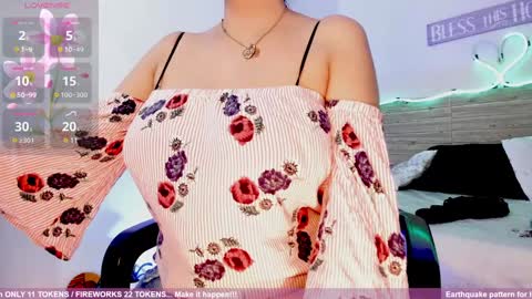 Lilah Sweet online show from January 12, 2:30 pm