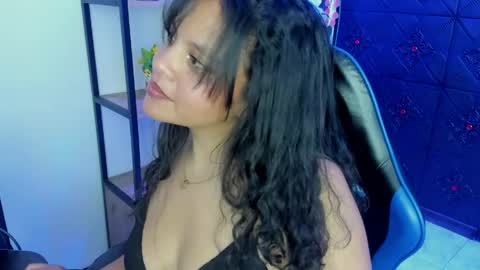 LilaVelvet online show from May 15, 10:23 pm
