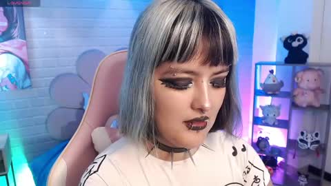 lilcandy19 online show from May 24, 12:04 pm