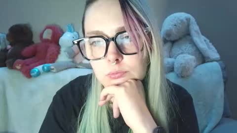 emily ryanson online show from February 11, 1:20 am