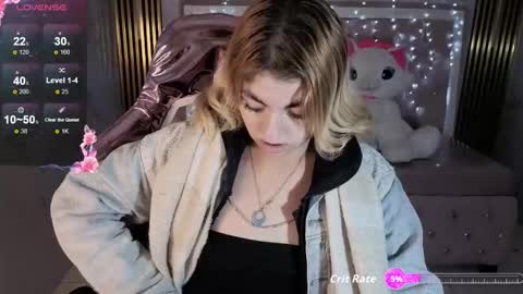 Lili online show from January 7, 3:21 am