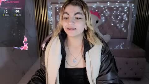 Lili online show from November 13, 3:27 am