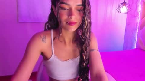 lili_evanss online show from September 10, 4:07 pm