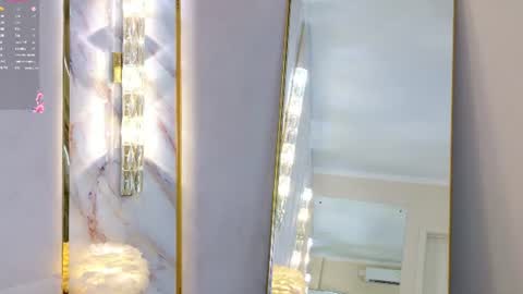 lili_lohan online show from August 7, 6:09 am