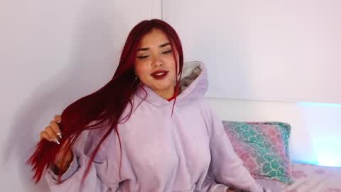 lili Matheus69 online show from May 18, 1:15 am