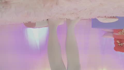 Snapshot of lili_tay chatting on October 3, 5:51 pm Lili online show from October 3, 5:51 pm