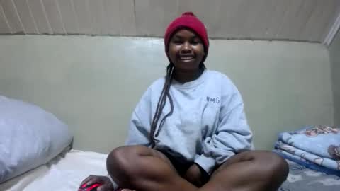 liliah online show from May 19, 2:29 am