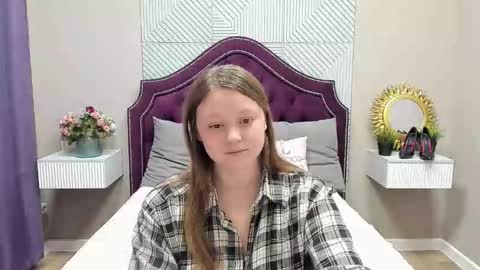 Lilian online show from February 25, 1:31 pm