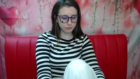 lilianashine online show from May 12, 5:16 am