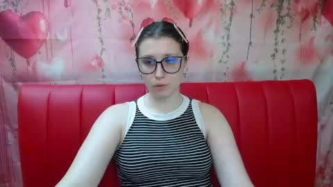 lilianashine online show from May 26, 5:29 am