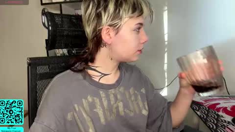 Lilian online show from February 18, 7:18 am