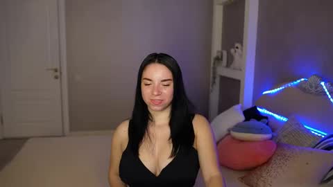 liliashyy online show from April 28, 7:45 am