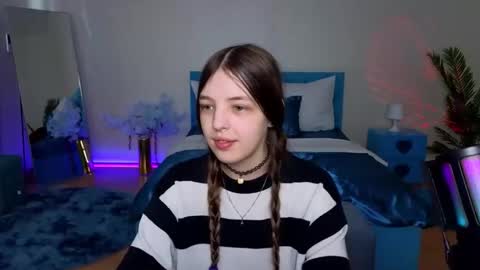 Lili Bakery online show from March 10, 5:55 am