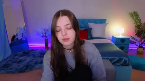 Lili Bakery online show from May 11, 1:08 am