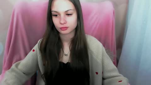 LiliBlush online show from May 15, 8:00 pm