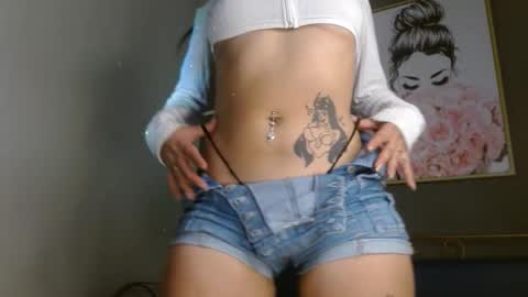 Simone 3 online show from November 4, 10:04 pm