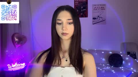 Lina online show from May 24, 10:31 pm