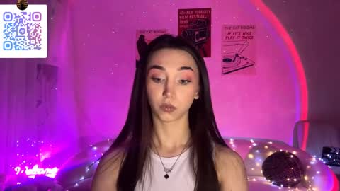 Lina online show from April 9, 10:26 pm