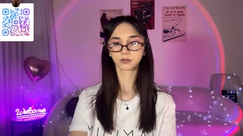 Lina online show from May 15, 11:29 pm