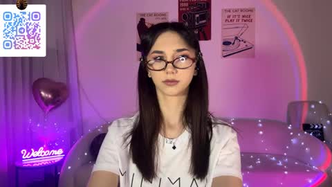 Lina online show from May 15, 11:51 pm