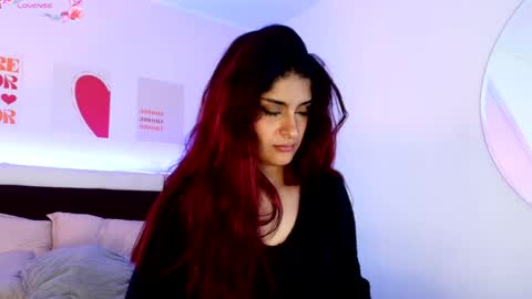 Lilith Savett online show from May 23, 4:38 pm