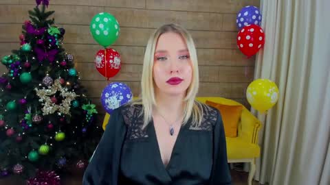 LiliLinn online show from December 26, 3:20 pm