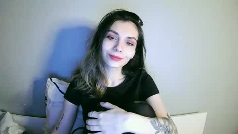 lilirose online show from January 4, 7:13 pm