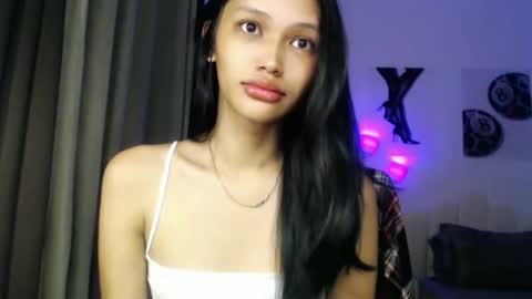 Chloe online show from May 22, 9:07 am