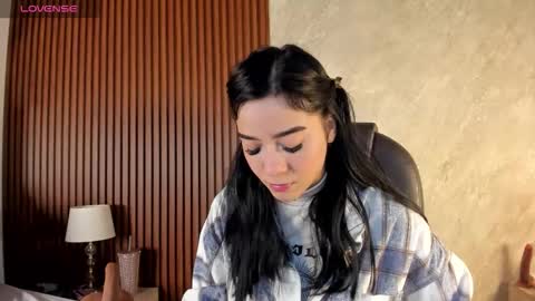 Lilith Rosse online show from October 13, 12:30 pm