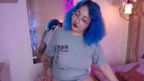   online show from September 20, 8:18 pm