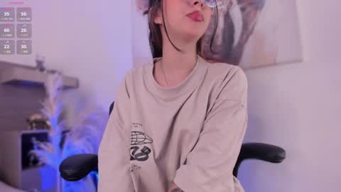 lilith_sage_ online show from January 22, 11:34 am