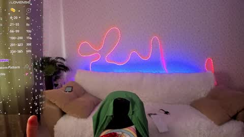 Lilith online show from April 5, 7:29 am