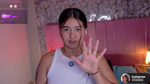 lilithcb_ online show from May 13, 8:47 pm