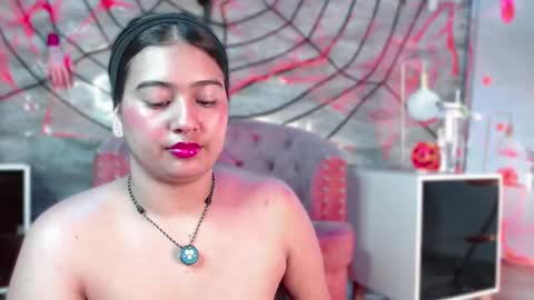 lilithcb_ online show from October 31, 12:45 am