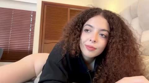 Lilith  online show from March 4, 3:18 pm