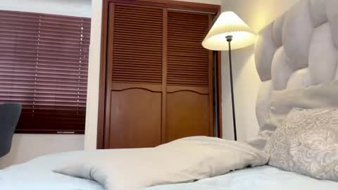 Lilith  online show from March 5, 3:19 pm