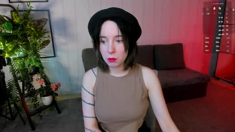 Lilith online show from February 6, 11:15 pm