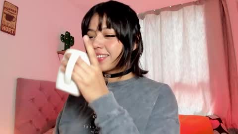Snapshot of lilithrose_2 chatting on December 23, 2:50 pm lilithrose_2 online show from December 23, 2:50 pm
